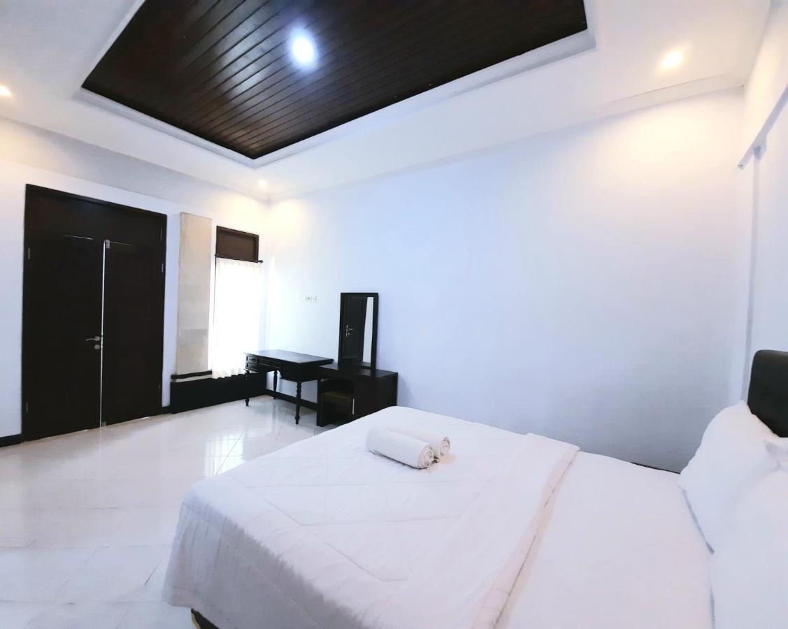Ganggas Homestay จิมบาราน ภายนอก รูปภาพ
