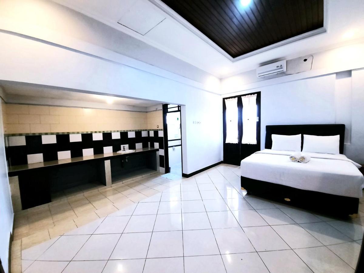 Ganggas Homestay จิมบาราน ภายนอก รูปภาพ
