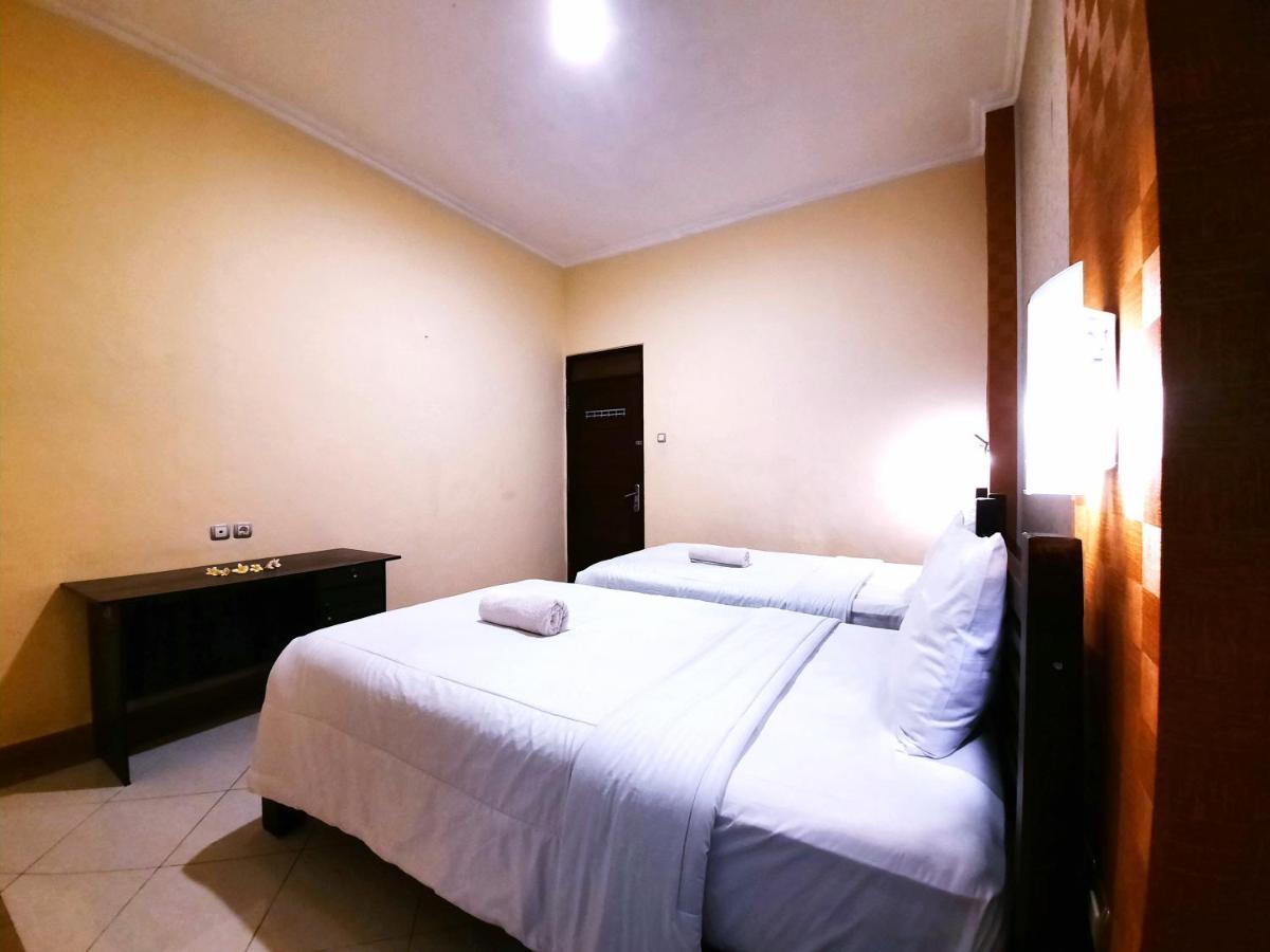 Ganggas Homestay จิมบาราน ภายนอก รูปภาพ
