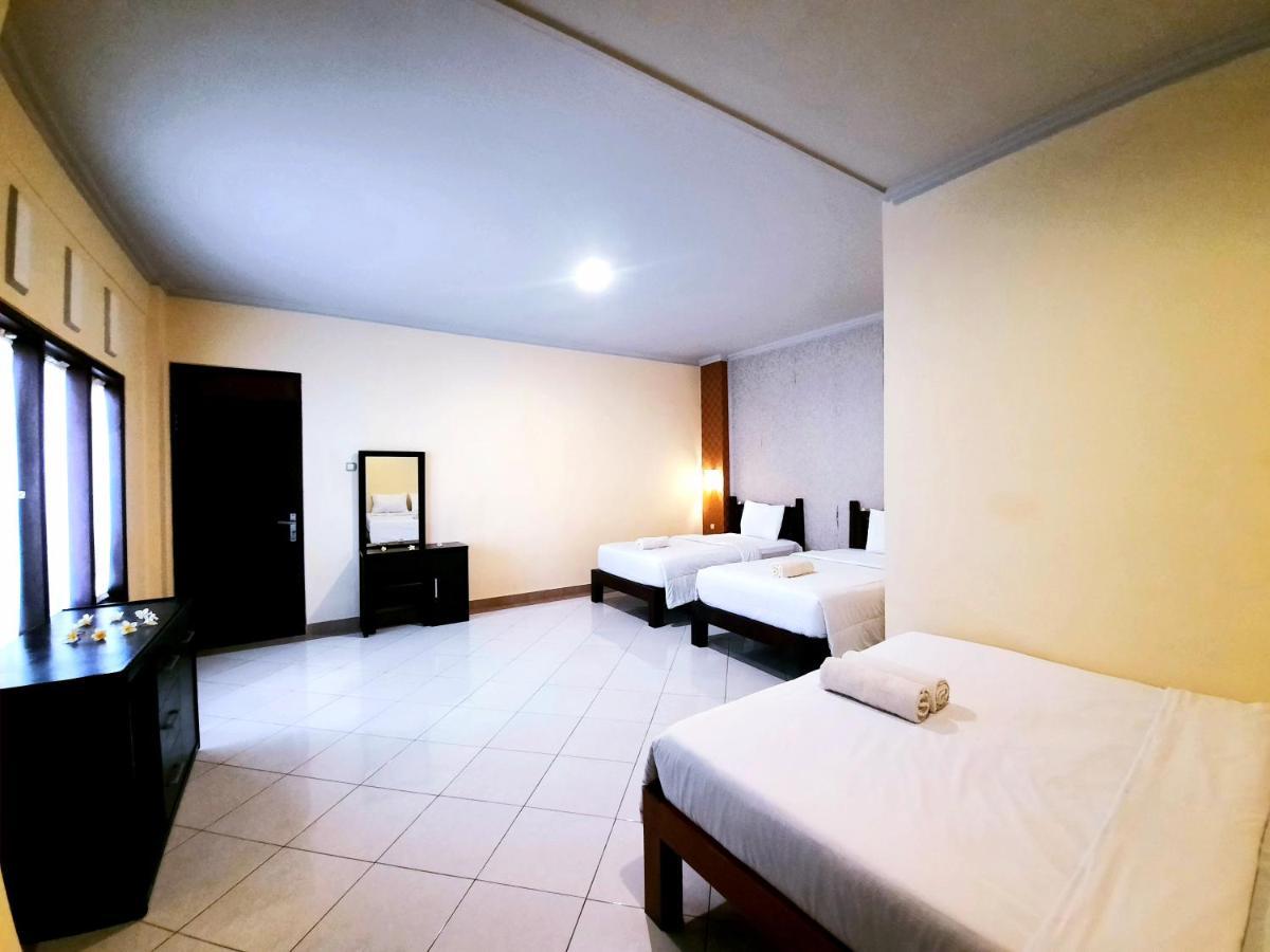 Ganggas Homestay จิมบาราน ภายนอก รูปภาพ