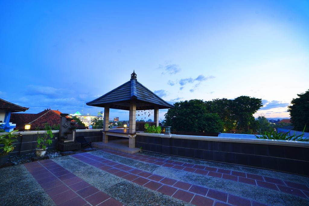 Ganggas Homestay จิมบาราน ภายนอก รูปภาพ